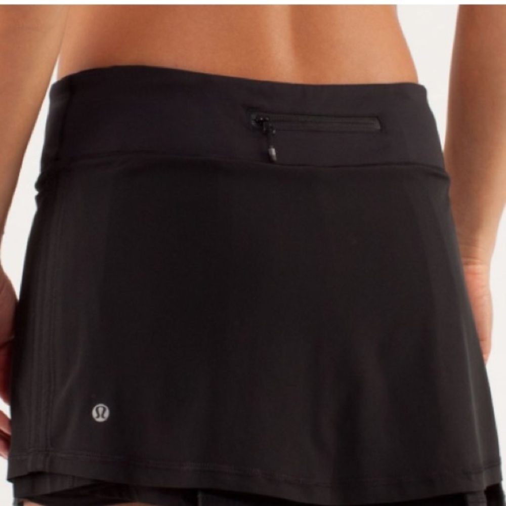 Lululemon Black Athletic Skort with Back Zip Pocket & side cinches
